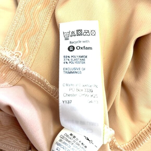 M&S Body Shaper Slip Size 38DD Underwire Nude Color Adjustable Straps NWOT - Picture 7 of 7